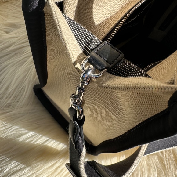 Marc Jacobs Jacquard Medium Tote Bag - Picture 9 of 11